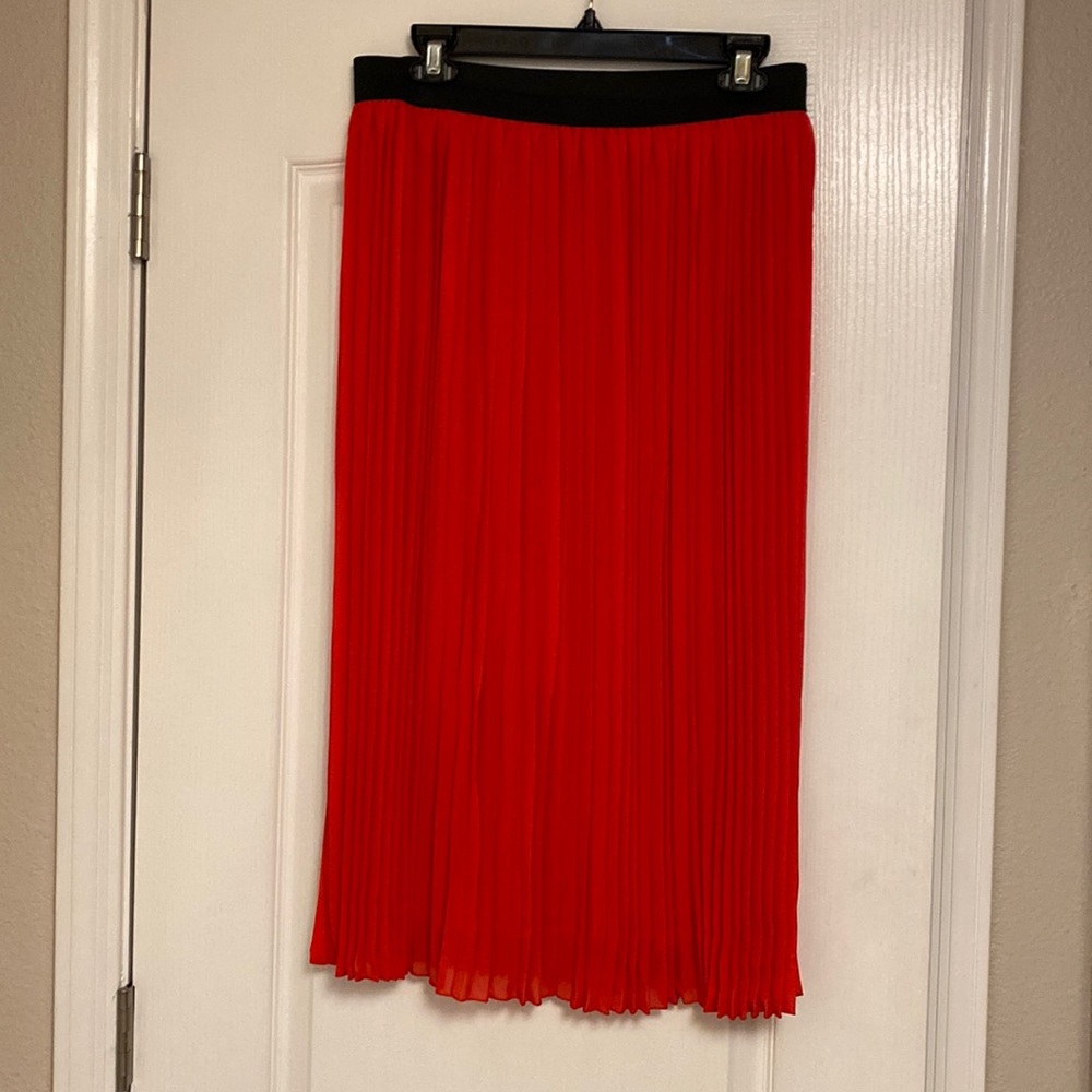 EUC Rachel Zoe Red pleated skirt size XL - worn once